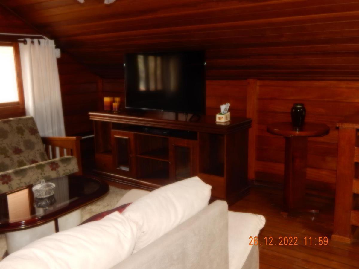 Vila Casa De Campo Em Penedo - Rj Itatiaia  Exteriér fotografie